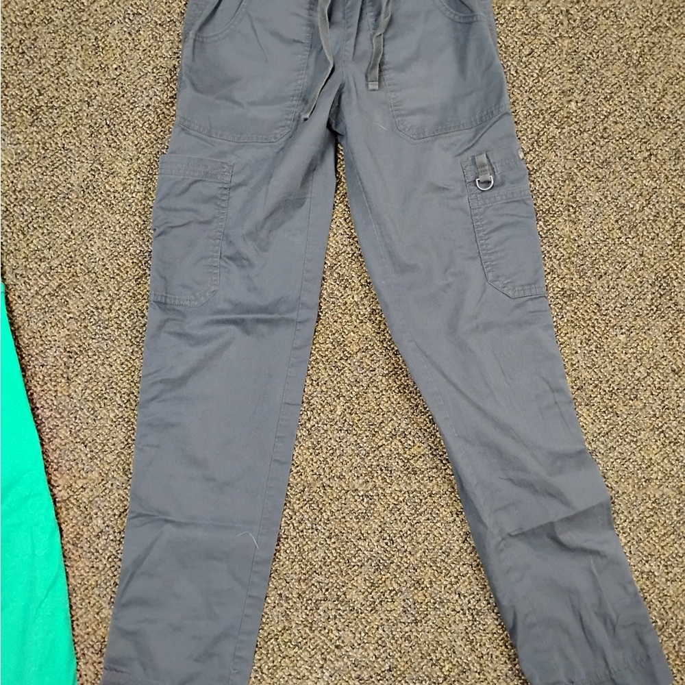 Kio Gray Cargo Scrub Pants